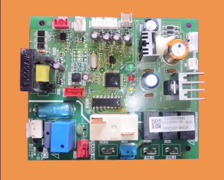 1pc used Midea air energy Board R-WJ30-B(MB95F698K) board 17125300000681
1pc used Midea air energy Board R-WJ30-B(MB95F698K) board 17125300000681