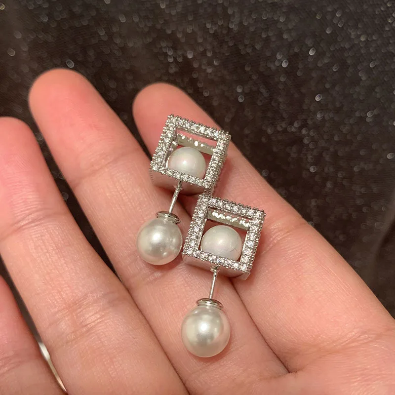 Vintage Women Earring Stud 2022New Geometry Double Side Pearl Aros For Charm Lady Luxury Gift Aesthetic Korean Fashion Jewelry
Vintage Women Earring Stud 2022New Geometry Double Side Pearl Aros For Charm Lady Luxury Gift Aesthetic Korean Fashion Jewelry
