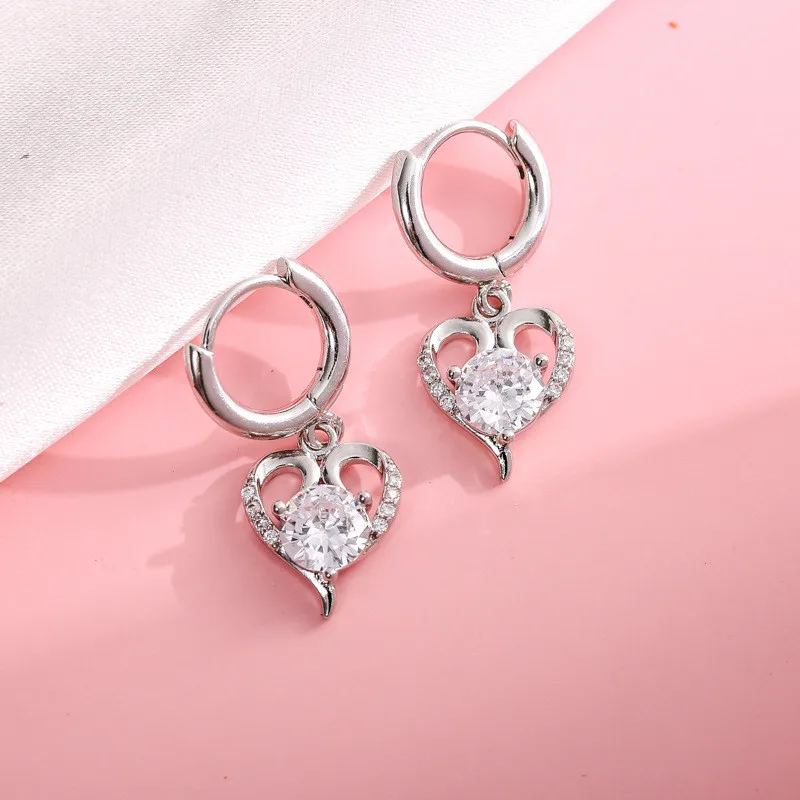 Temperament Heart Zircon Crystal Copper Earrings for Women Wedding Party Dangle Earring Jewelry Whole Sale
Temperament Heart Zircon Crystal Copper Earrings for Women Wedding Party Dangle Earring Jewelry Whole Sale