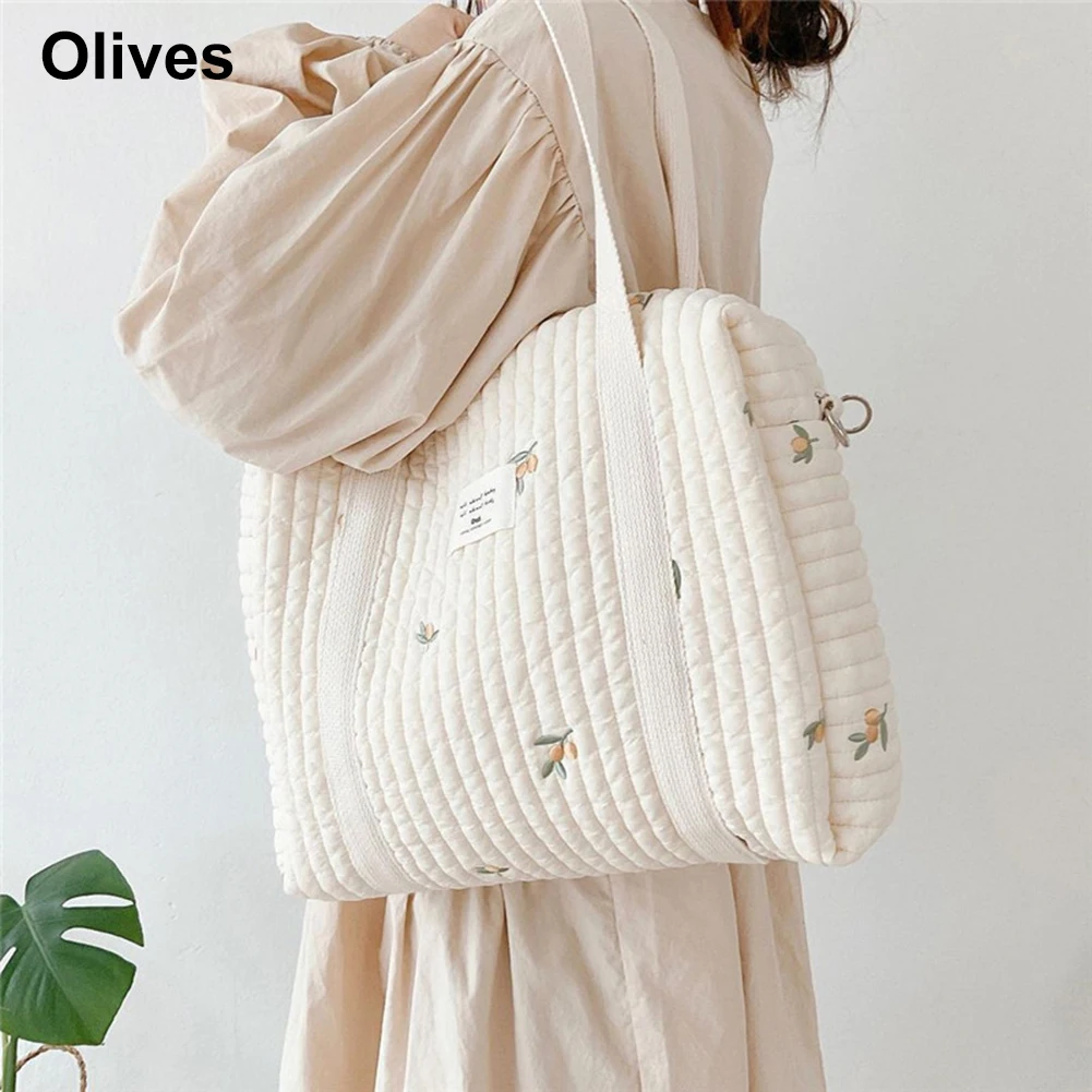 New Baby Diaper Bag Mommy Bag Large-Capacity Mommy Handbag with Embroidery Pattern and Zipper Embroidery Travel Large Outing Bag
New Baby Diaper Bag Mommy Bag Large-Capacity Mommy Handbag with Embroidery Pattern and Zipper Embroidery Travel Large Outing Bag