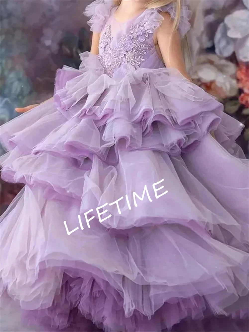 Purple Sleeveless Flower Girl Dresses Princes Ball Gown First Communion Prom Fashion Appliques Tiered Pleat
Purple Sleeveless Flower Girl Dresses Princes Ball Gown First Communion Prom Fashion Appliques Tiered Pleat