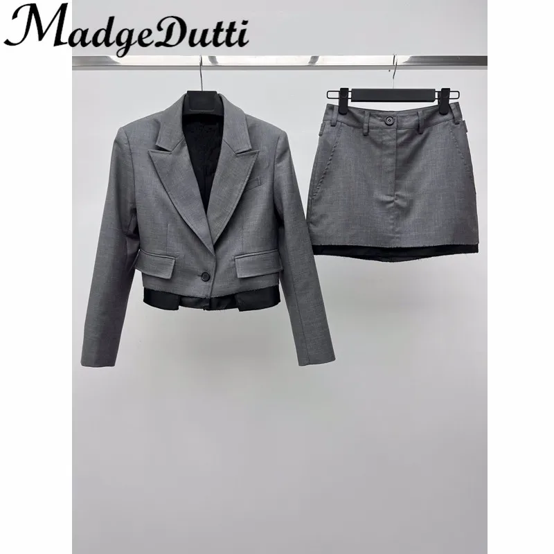 Женский подиумный комплект из двух предметов MadgeDutti, короткий Блейзер с одной пуговицей на Подоле и юбка из шерсти с высокой талией, 12,26 
Женский подиумный комплект из двух предметов MadgeDutti, короткий Блейзер с одной пуговицей на Подоле и юбка из шерсти с высокой талией, 12,26