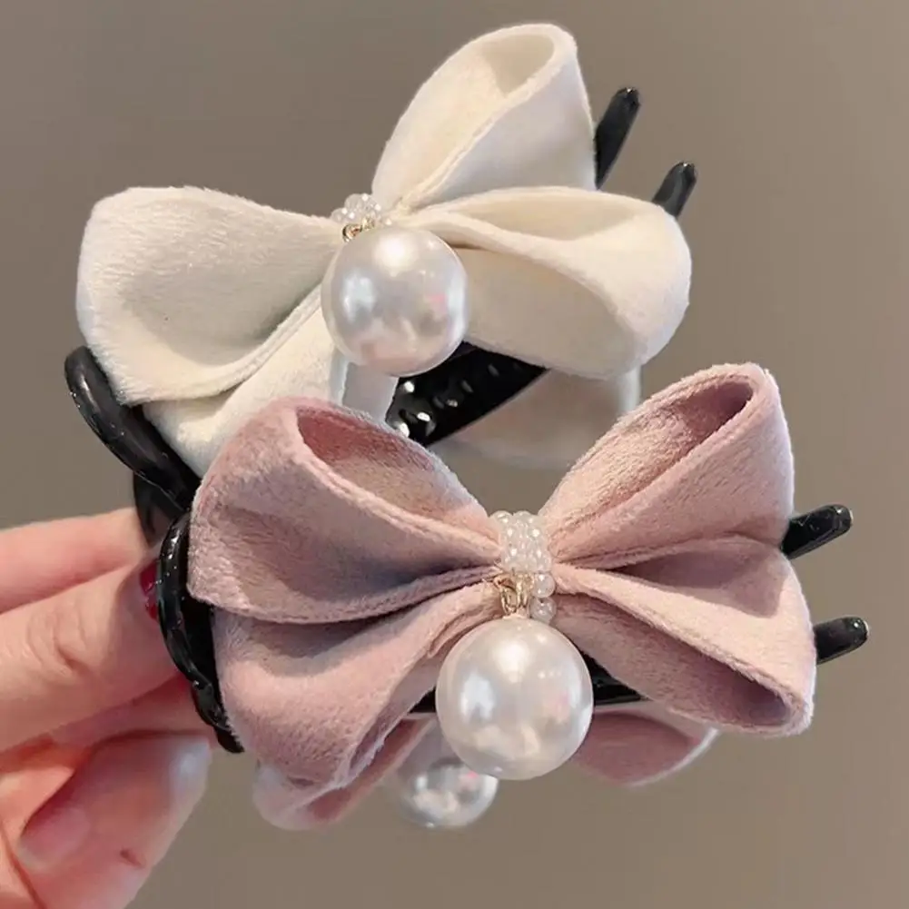 Faux Pearls Decor Hair Accessory Chic Velvet Bowknot Hair Clip with Faux Pearls Elegant Women's Hair Accessory Featuring
Faux Pearls Decor Hair Accessory Chic Velvet Bowknot Hair Clip with Faux Pearls Elegant Women's Hair Accessory Featuring