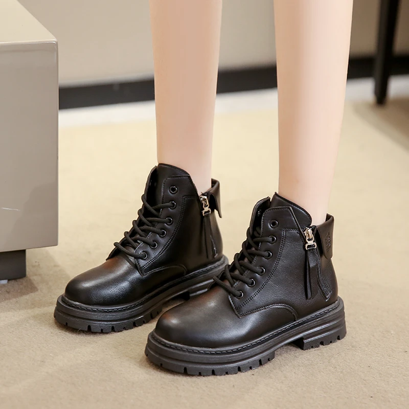 Boots Woman Winter 2022 New Fashion Casual Comfortable High Top Ankle Boots Outdoor Non-Slip Waterproof Zipper Platform Boots
Boots Woman Winter 2022 New Fashion Casual Comfortable High Top Ankle Boots Outdoor Non-Slip Waterproof Zipper Platform Boots