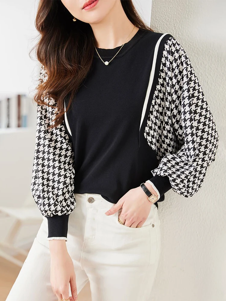 2023 Spring Ladies Houndstooth Blouse Patchwork Fake Two Piece Shirt Women Korean Bat Sleeves Knitwears Pullover Long Sleeve Top
2023 Spring Ladies Houndstooth Blouse Patchwork Fake Two Piece Shirt Women Korean Bat Sleeves Knitwears Pullover Long Sleeve Top