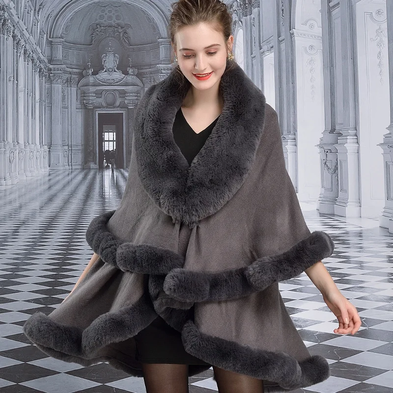 

Charming Grey Bridal Wraps for Winter Autumn Warm Fur Bridal Capes Fashion Tops Evening Party Outwear Shawls