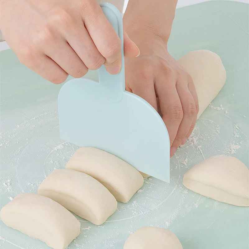 Dough Cutter Slicer Multifunction With Spoon Baking Cake Cream Scraper Kitchen DIY Fondant Pastry Bread Pizza PP Plastic Tool
Dough Cutter Slicer Multifunction With Spoon Baking Cake Cream Scraper Kitchen DIY Fondant Pastry Bread Pizza PP Plastic Tool