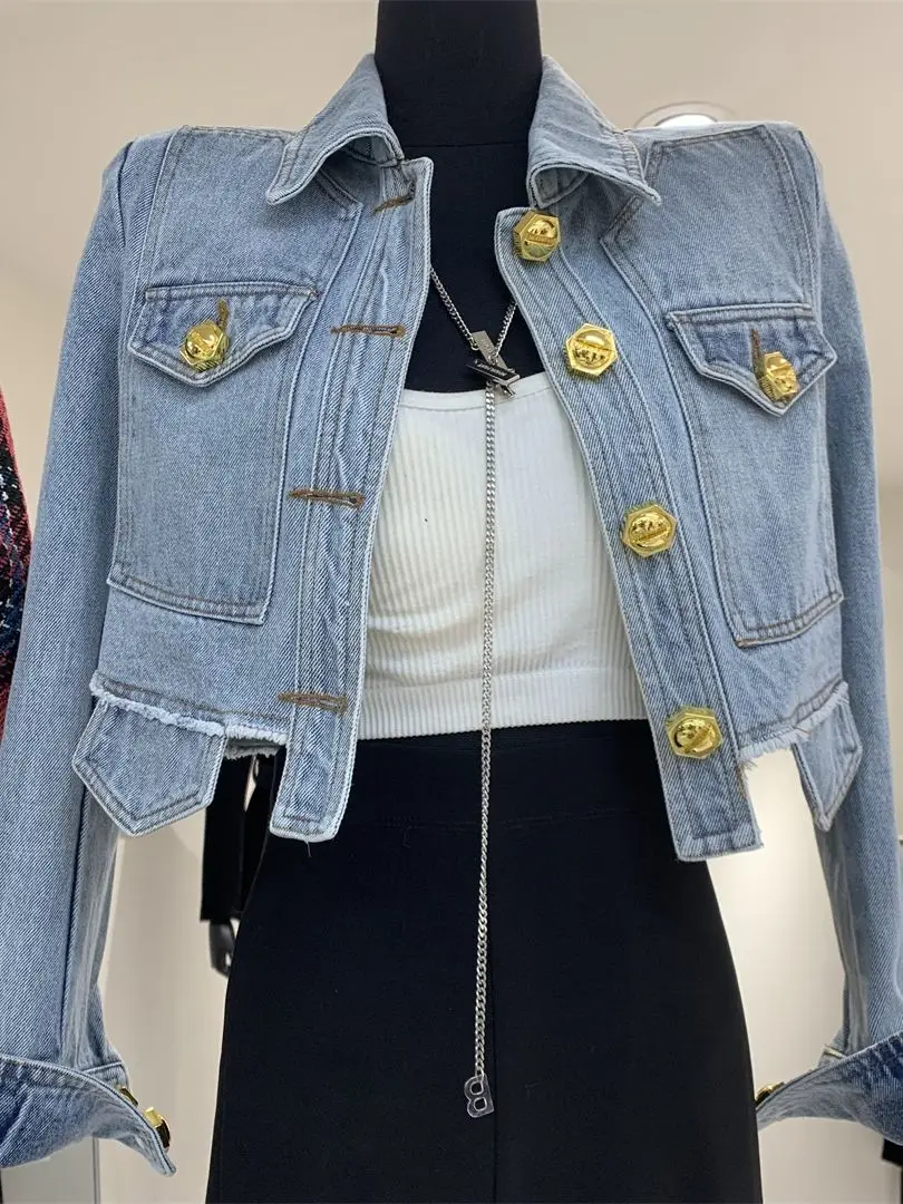 2023 Spring New Korean Version Button Slim Irregular Short Jean Jacket Women's Lapel Long Sleeve Top Fashion 
2023 Spring New Korean Version Button Slim Irregular Short Jean Jacket Women's Lapel Long Sleeve Top Fashion