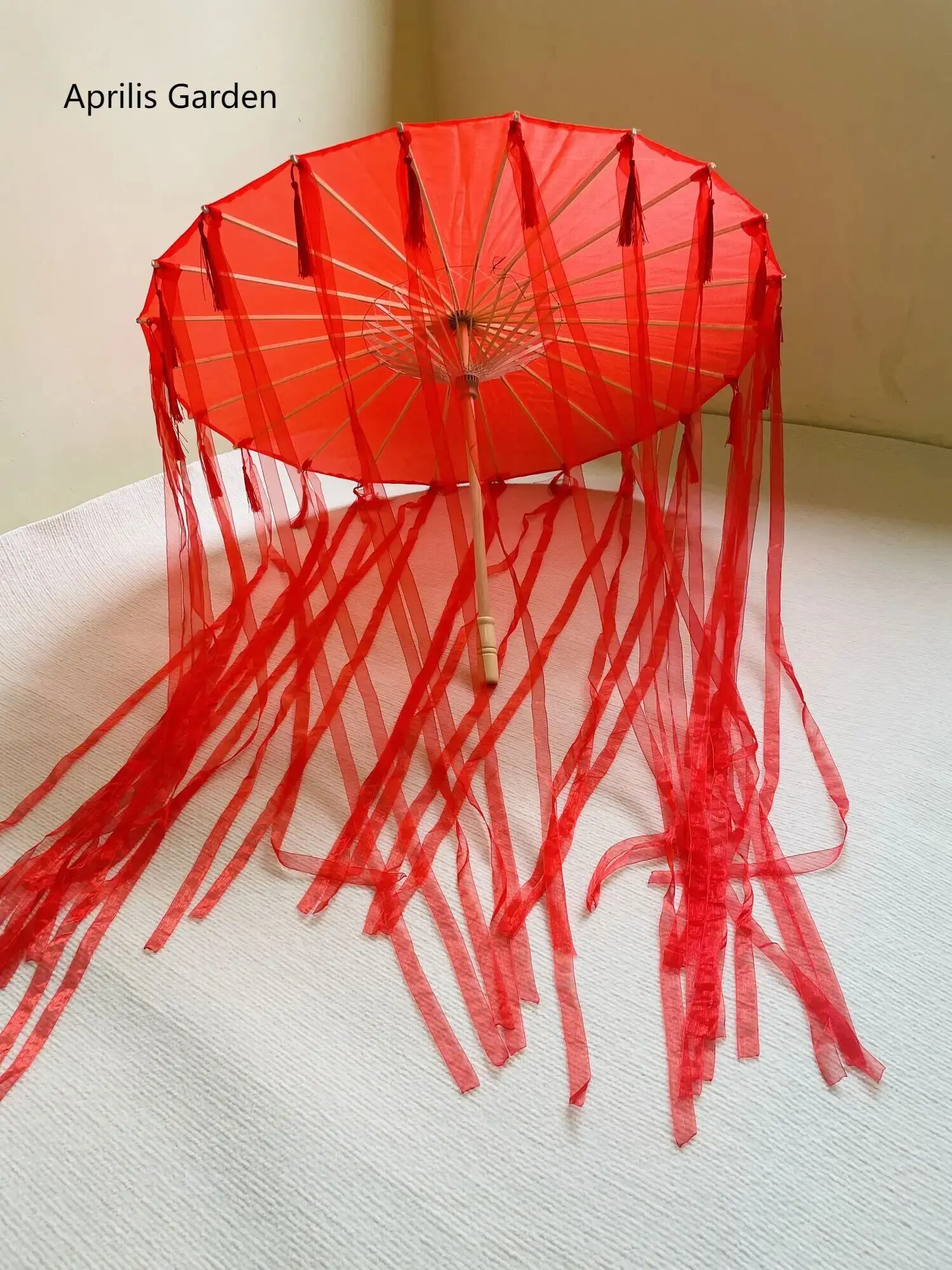 Кружевной зонт Aprilis Garden 82 см
Кружевной зонт Aprilis Garden 82 см