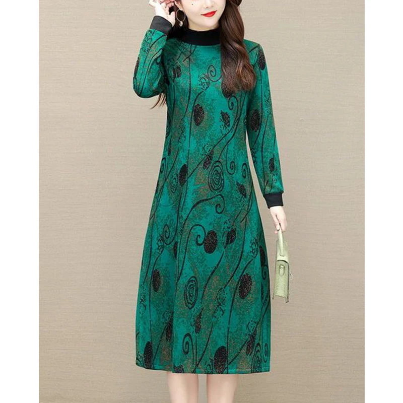 autumn winter round neck printing vintage dress female loose casual fashion robe women oversized add plush bottoming vestidos
autumn winter round neck printing vintage dress female loose casual fashion robe women oversized add plush bottoming vestidos