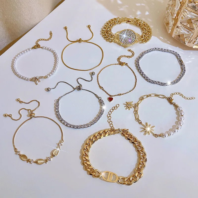 Pearl Bracelet Fashion Temperament Dainty Adjustable Chain Steel Titanium Heart Locks Key Couple Bangle
Pearl Bracelet Fashion Temperament Dainty Adjustable Chain Steel Titanium Heart Locks Key Couple Bangle
