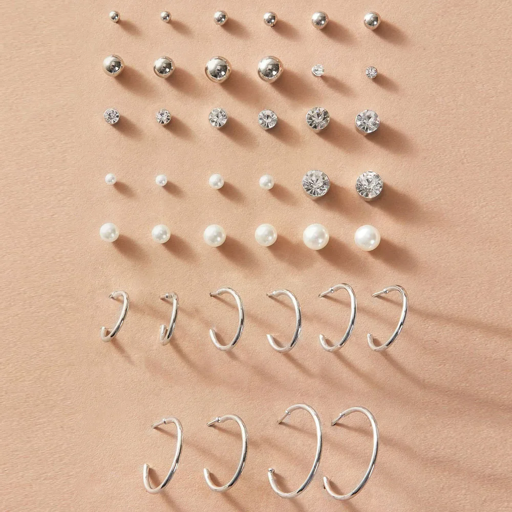 20 Pairs Cute Crystal Pearl Zircon Studs Earrings Fashion Circle Ear Cuff Perforated Jewelry Women Accessories
20 Pairs Cute Crystal Pearl Zircon Studs Earrings Fashion Circle Ear Cuff Perforated Jewelry Women Accessories