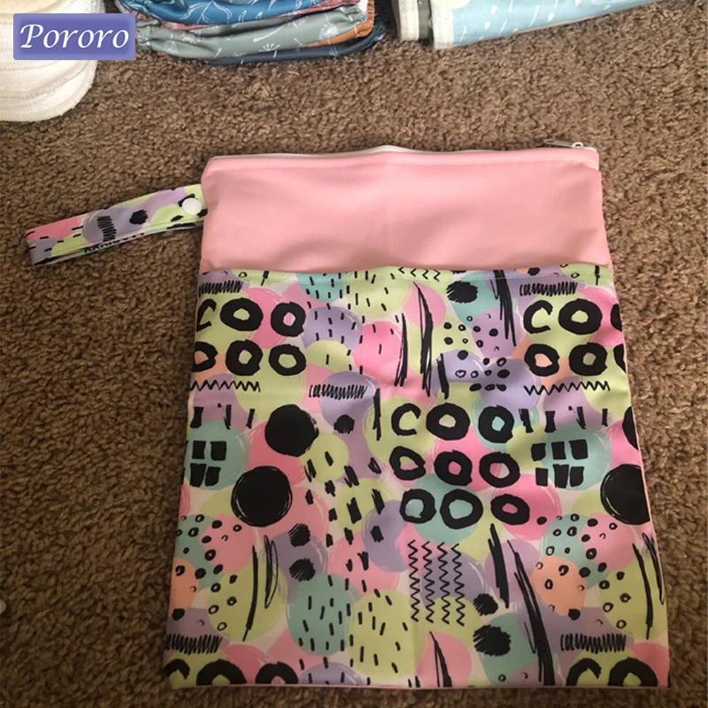 Reusable Baby Nappy PUL Wet Bag Double Pocket Wet Bag Waterproof Baby Cloth Diaper Bags Patchwork Prints Travel Wet Dry Bag
Reusable Baby Nappy PUL Wet Bag Double Pocket Wet Bag Waterproof Baby Cloth Diaper Bags Patchwork Prints Travel Wet Dry Bag