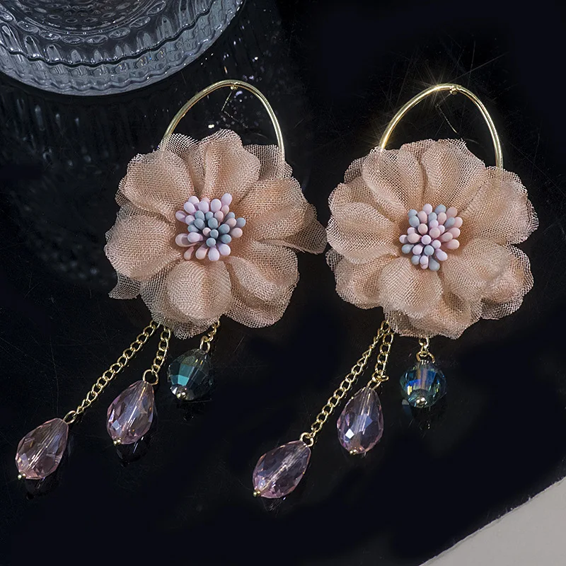 Fashion Tassel Yarn Flower Earrings For Women Vintage Water Drop Crystal Pendientes Party Handmade Pearl Jewelry
Fashion Tassel Yarn Flower Earrings For Women Vintage Water Drop Crystal Pendientes Party Handmade Pearl Jewelry