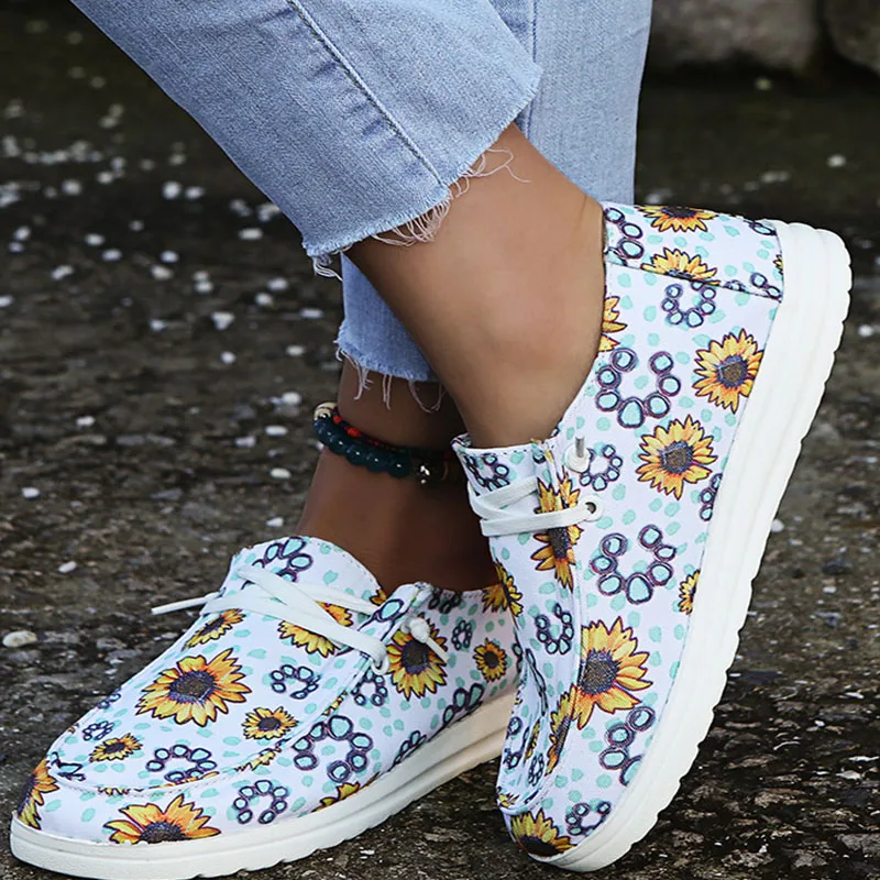 Bohemian Flowers Flat Shoes Women Spring Summer Round Toe Plus Size Lightweight Casual Canvas Sneakers Zapatos Casuales De Mujer
Bohemian Flowers Flat Shoes Women Spring Summer Round Toe Plus Size Lightweight Casual Canvas Sneakers Zapatos Casuales De Mujer