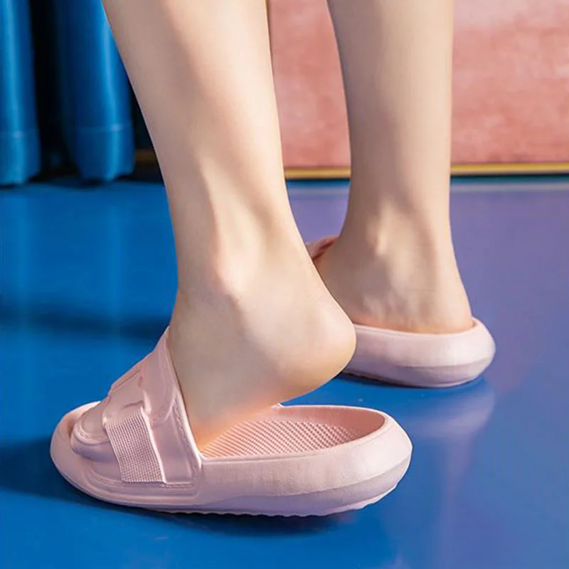 Women Fashion Soft Sole EVA Home Slippers Anti-slip Flip Flops Woman Sandals Indoor Slide Thick Platform Cloud Slippers Bathroom
Women Fashion Soft Sole EVA Home Slippers Anti-slip Flip Flops Woman Sandals Indoor Slide Thick Platform Cloud Slippers Bathroom