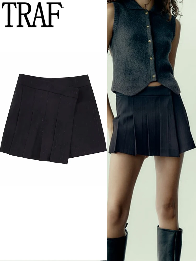 Юбка-шорты Женская плиссированная, средней посадки, асимметричная
Юбка-шорты Женская плиссированная, средней посадки, асимметричная