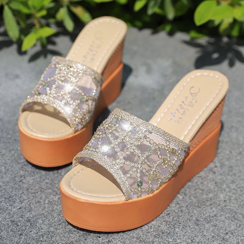 Women Summer Gold Silver Slides Platform Heels Women Beach Summer Sandals Platform Open Toe Sequin High Wedge Slippers
Women Summer Gold Silver Slides Platform Heels Women Beach Summer Sandals Platform Open Toe Sequin High Wedge Slippers