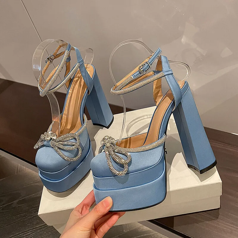 Ladies High Heel Sandals Summer New Women's Shoes Silk Bow Rhinestone Women's Shoes Sexy Lace Up Party T-shaped Platform Shoes
Ladies High Heel Sandals Summer New Women's Shoes Silk Bow Rhinestone Women's Shoes Sexy Lace Up Party T-shaped Platform Shoes