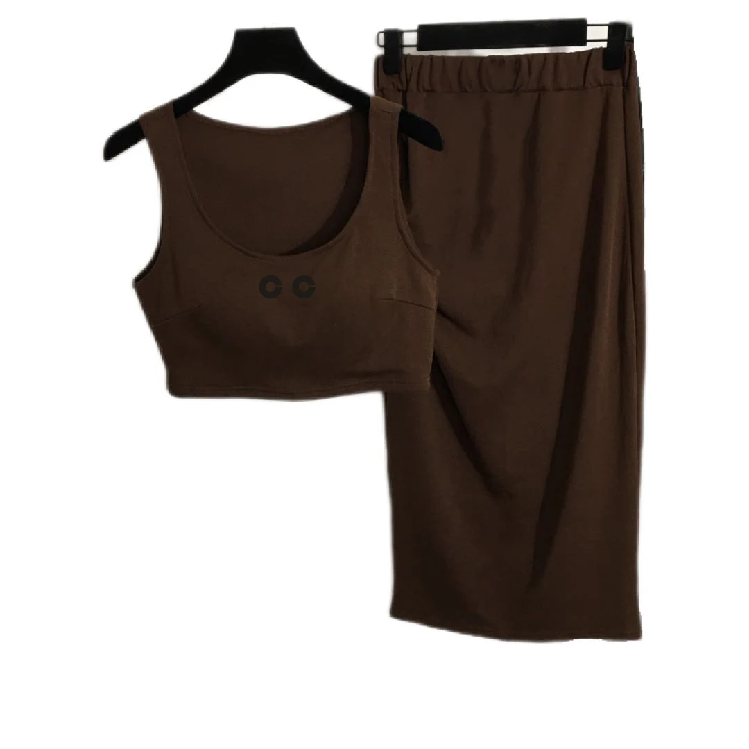 Summer Women's Two-piece Sexy Low Cut Vest Elastic Sports Bra With Elegant Split Long Skirt
Summer Women's Two-piece Sexy Low Cut Vest Elastic Sports Bra With Elegant Split Long Skirt