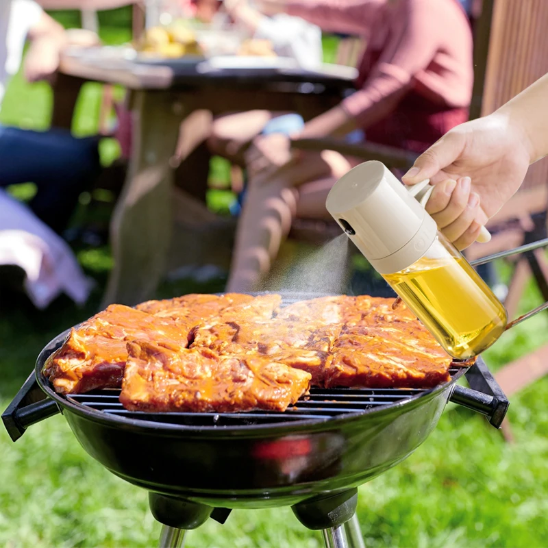 Oil Spray Bottle Cooking Auto Flip Olive Oil Bottle,Kitchen Glass Container,Vinegar Oil Dispenser for Air Fryer Outdoor BBQ
Oil Spray Bottle Cooking Auto Flip Olive Oil Bottle,Kitchen Glass Container,Vinegar Oil Dispenser for Air Fryer Outdoor BBQ