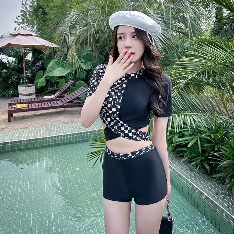 Женский купальный костюм 2023, сексуальная одежда для плавания, танкини, пляжная одежда, женская одежда для серфинга, одежда для плавания, отдельные винтажные клетчатые костюмы, однотонный полиэстер
Женский купальный костюм 2023, сексуальная одежда для плавания, танкини, пляжная одежда, женская одежда для серфинга, одежда для плавания, отдельные винтажные клетчатые костюмы, однотонный полиэстер