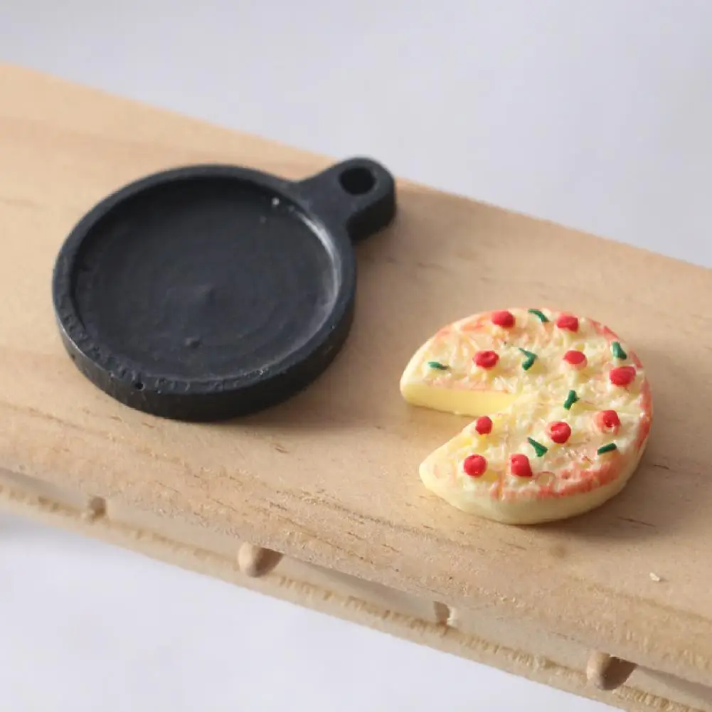 Fashion Pizza Plate Model Fine Workmanship Exquisite Miniature Pizza Tray Doll House Miniature Pizza Tray 
Fashion Pizza Plate Model Fine Workmanship Exquisite Miniature Pizza Tray Doll House Miniature Pizza Tray