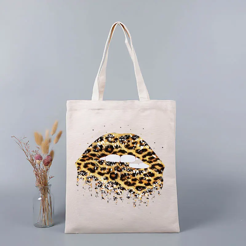 Leopard Print Sexy Lips Print Women Canvas Shoulder Bag Print Ladies Shopping Bag Cotton Cloth Handbags Tote Book Bag for Girls
Leopard Print Sexy Lips Print Women Canvas Shoulder Bag Print Ladies Shopping Bag Cotton Cloth Handbags Tote Book Bag for Girls