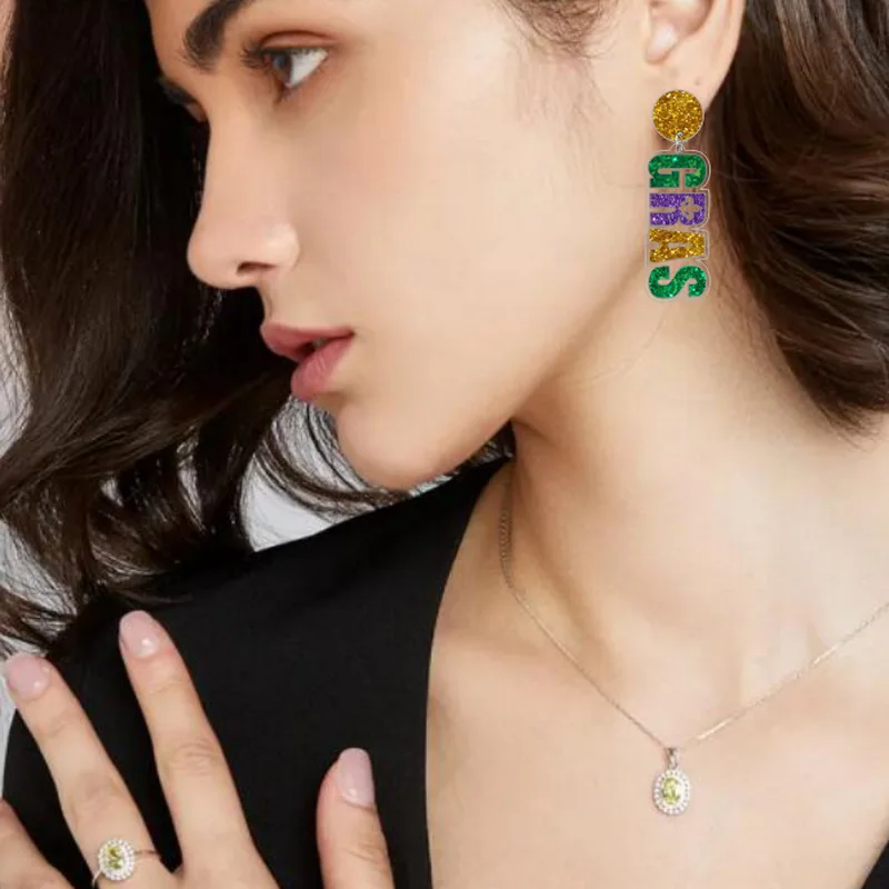 2023 New exaggerated earrings long earrings Tri-color carnival glitter letters MARDI GRAS female pendant dangle earrings
2023 New exaggerated earrings long earrings Tri-color carnival glitter letters MARDI GRAS female pendant dangle earrings