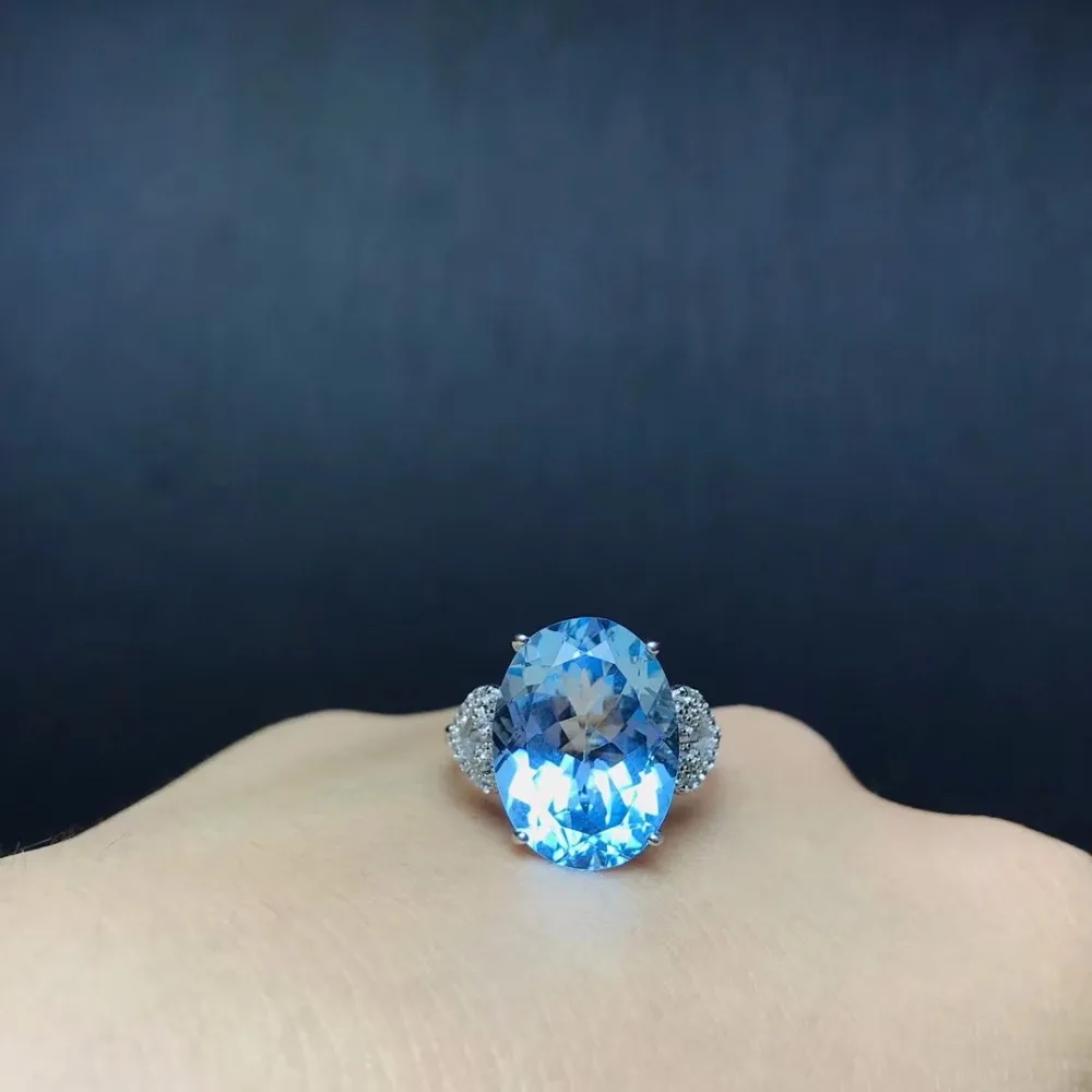 10 carat natural topaz ring, 925 silver, sky blue, fresh and beautiful, large gemstone, female dove egg ring, free shipping
10 carat natural topaz ring, 925 silver, sky blue, fresh and beautiful, large gemstone, female dove egg ring, free shipping