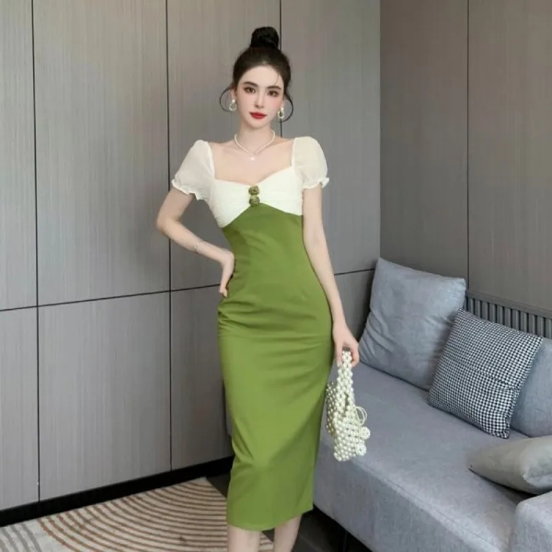 Женское однобортное платье в Корейском стиле, модное яркое профессиональное платье на бедрах с сумкой, лето 2022
Женское однобортное платье в Корейском стиле, модное яркое профессиональное платье на бедрах с сумкой, лето 2022