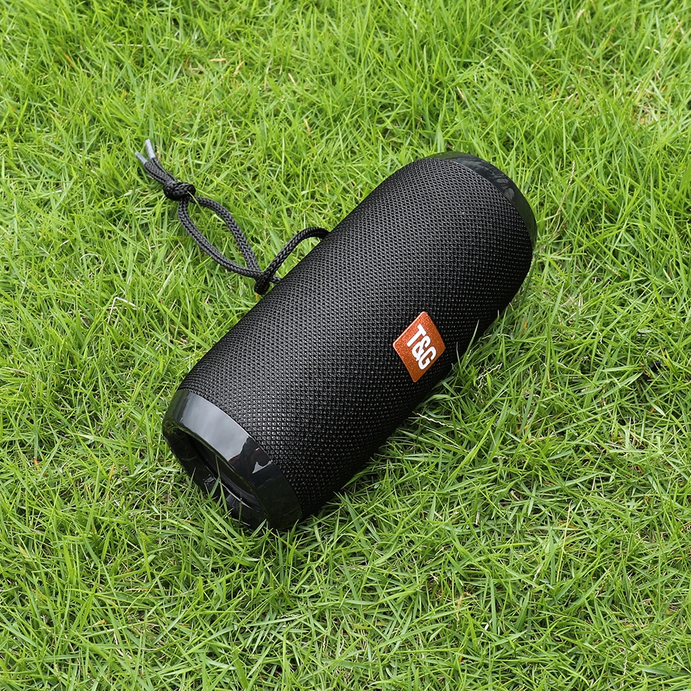 Wireless Bicycle FM Radio Bluetooth-compatible 5.0 Speaker Sound Column Loudspeaker Portable Waterproof for Outdoor Cycling
Wireless Bicycle FM Radio Bluetooth-compatible 5.0 Speaker Sound Column Loudspeaker Portable Waterproof for Outdoor Cycling