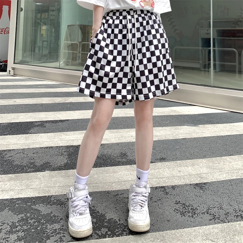New Summer Knee Pants Men Women Streetwear Hip Hop Vintage Harajuku Plaid Five Points Casual Loose Elastic Straight Shorts
New Summer Knee Pants Men Women Streetwear Hip Hop Vintage Harajuku Plaid Five Points Casual Loose Elastic Straight Shorts