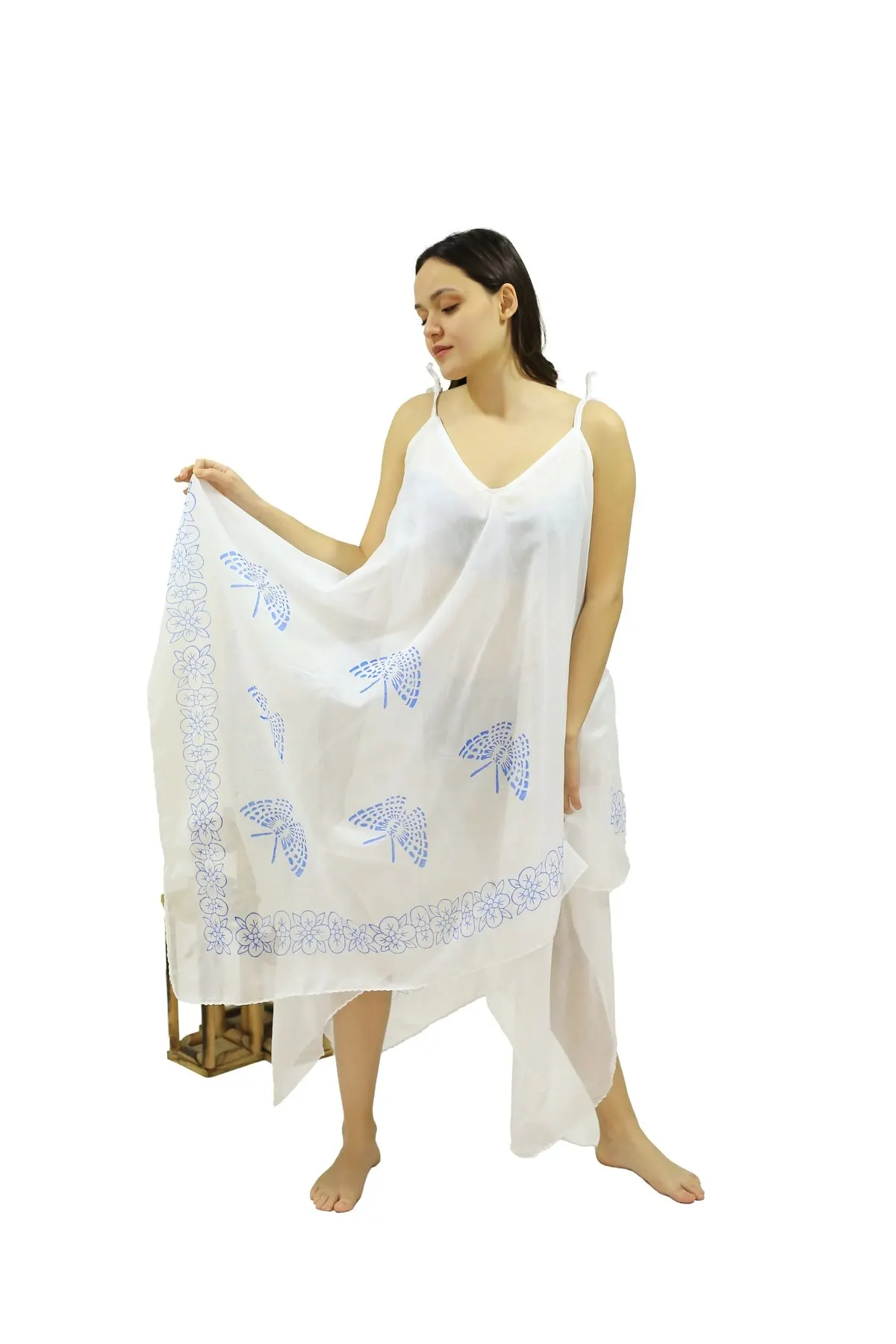 Women's Pareo Swimwear Cover Up Dress Sexy Tunic Suit Beachwear Female Beach Bikini Cover Loose Mini Dress
Women's Pareo Swimwear Cover Up Dress Sexy Tunic Suit Beachwear Female Beach Bikini Cover Loose Mini Dress