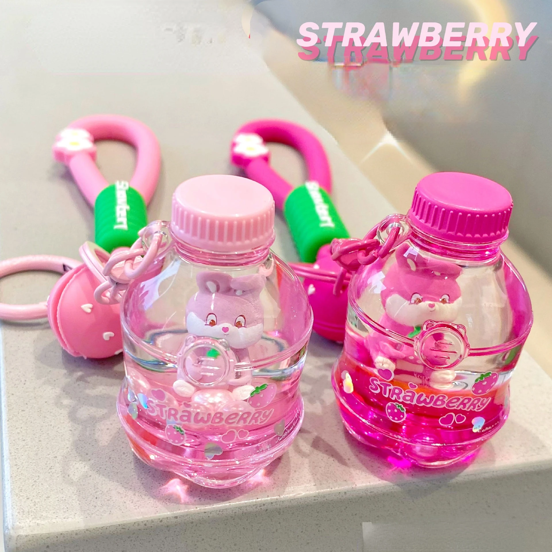 

Floating Oil milk tea cup Strawberry Rabbit Keychain Quicksand Liquid Oil Pink Strawberry Bunny Keyring Keychain wOMEN Gift