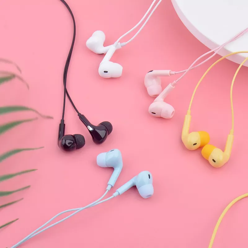 Stereo Bass Headphone In-Ear 3.5MM Wired Earphones Headset Metal HIFI Earpiece with Built-in Microphone Hands Free Game Headset
Stereo Bass Headphone In-Ear 3.5MM Wired Earphones Headset Metal HIFI Earpiece with Built-in Microphone Hands Free Game Headset