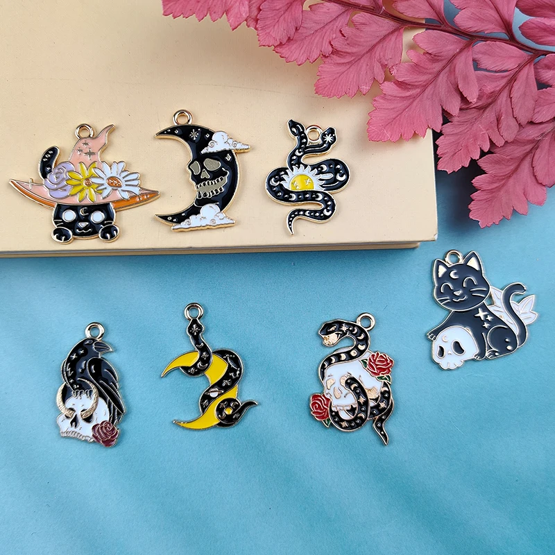 10PCS Alloy Drop Oil Cat Skull moon crow Enamel Charm Earrings Reaper Snake Necklace Bracelet DIY Handmade Jewelry Accessories
10PCS Alloy Drop Oil Cat Skull moon crow Enamel Charm Earrings Reaper Snake Necklace Bracelet DIY Handmade Jewelry Accessories