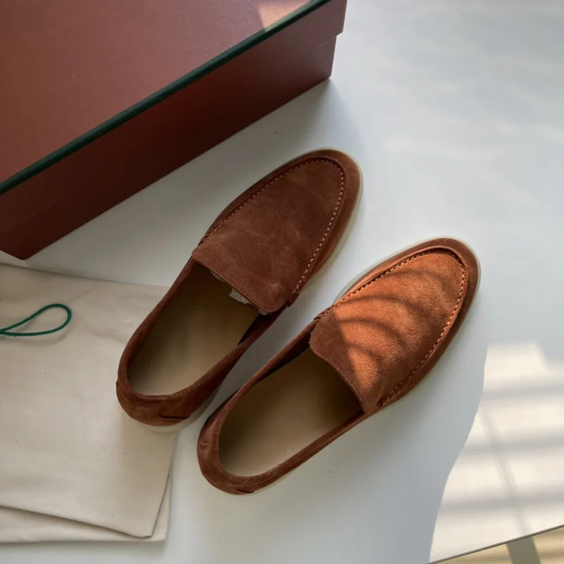New Flat Causal Suede Loafers Shoes Men Round Toe Comfort Slip on Flat HIgh Quality Summer Walk Driving Shoes Men Dress Shoes
New Flat Causal Suede Loafers Shoes Men Round Toe Comfort Slip on Flat HIgh Quality Summer Walk Driving Shoes Men Dress Shoes