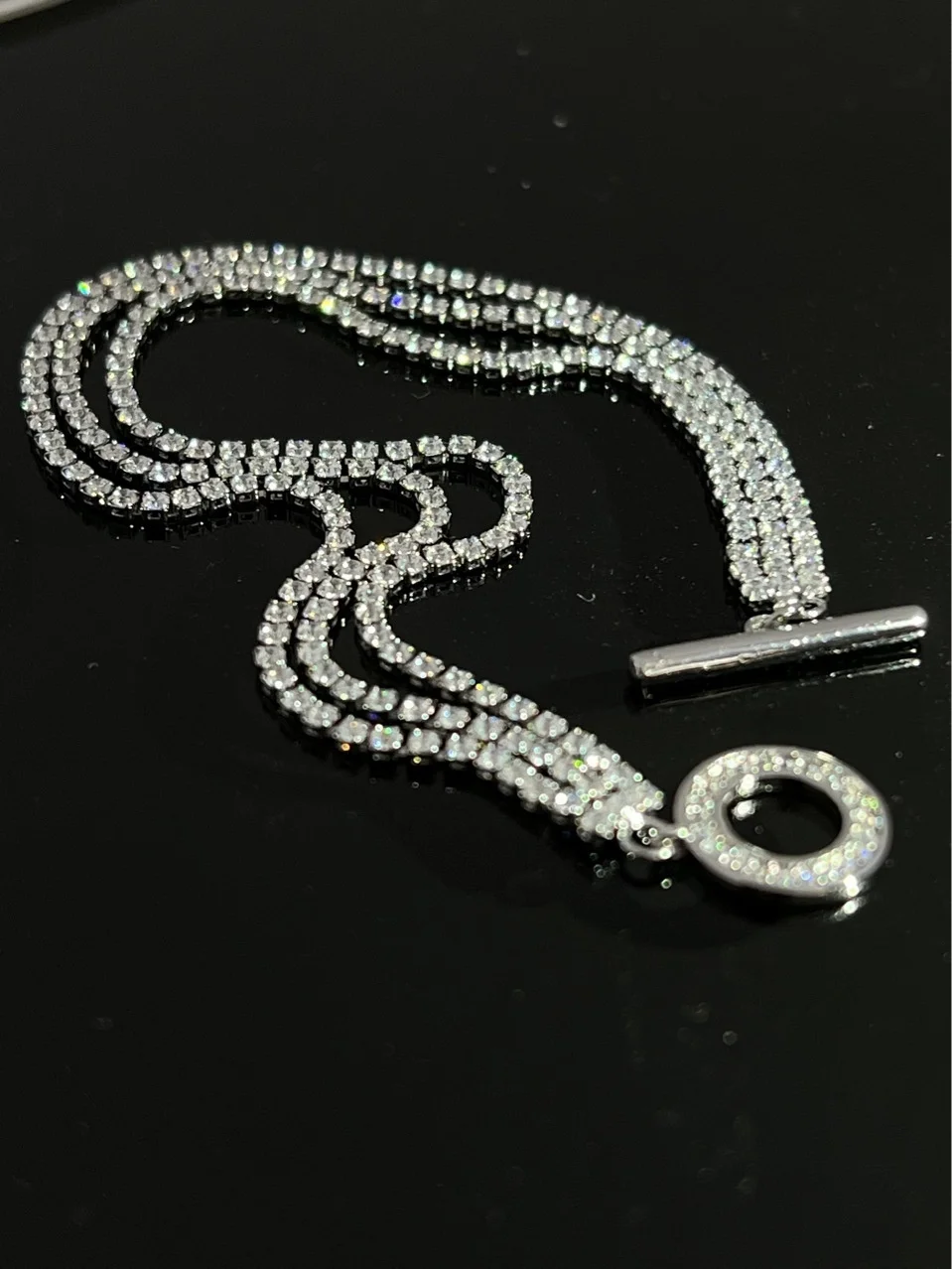 G Early Autumn New Brin Three Layer Sparkling Zircon Bracelet Ins Style niche design OT buckle L7-5
G Early Autumn New Brin Three Layer Sparkling Zircon Bracelet Ins Style niche design OT buckle L7-5