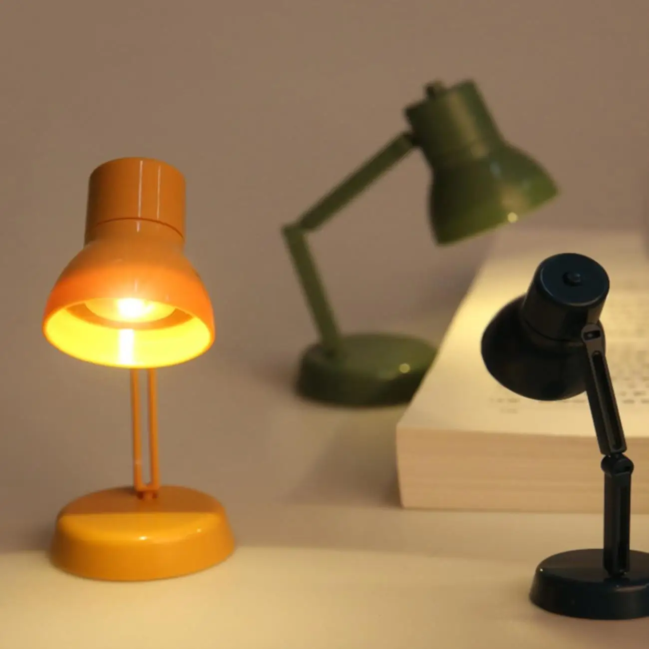 LED Mini Desk Lamp Foldable Magnetic Night Light Bedroom Study Reading Book Lamps With Clip Eye Protection Bedside Lights
LED Mini Desk Lamp Foldable Magnetic Night Light Bedroom Study Reading Book Lamps With Clip Eye Protection Bedside Lights