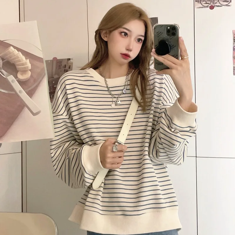 Pullover Women Long Sleeve Striped Sweatshirt Harajuku Jumper Casual Tops O Neck College Style Loose Hoodies K Pop Clothes
Pullover Women Long Sleeve Striped Sweatshirt Harajuku Jumper Casual Tops O Neck College Style Loose Hoodies K Pop Clothes