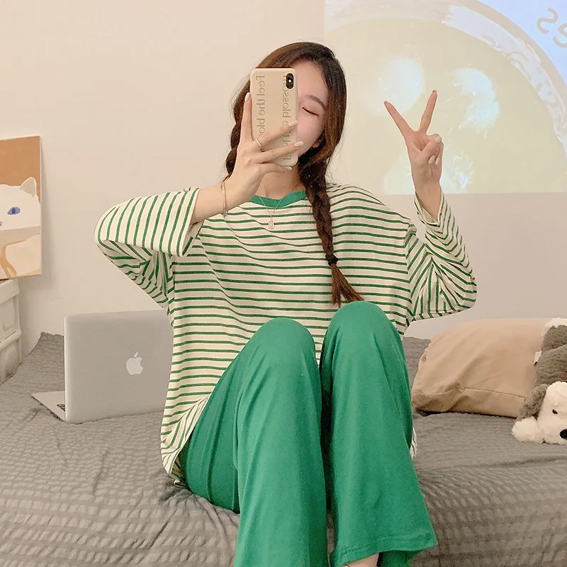 Autumn And Winter Pajamas Women's Long Sleeved Trousers Spring And Autumn Sweet Stripe Girl Pullover Loose Size Outer Wear House 
Autumn And Winter Pajamas Women's Long Sleeved Trousers Spring And Autumn Sweet Stripe Girl Pullover Loose Size Outer Wear House