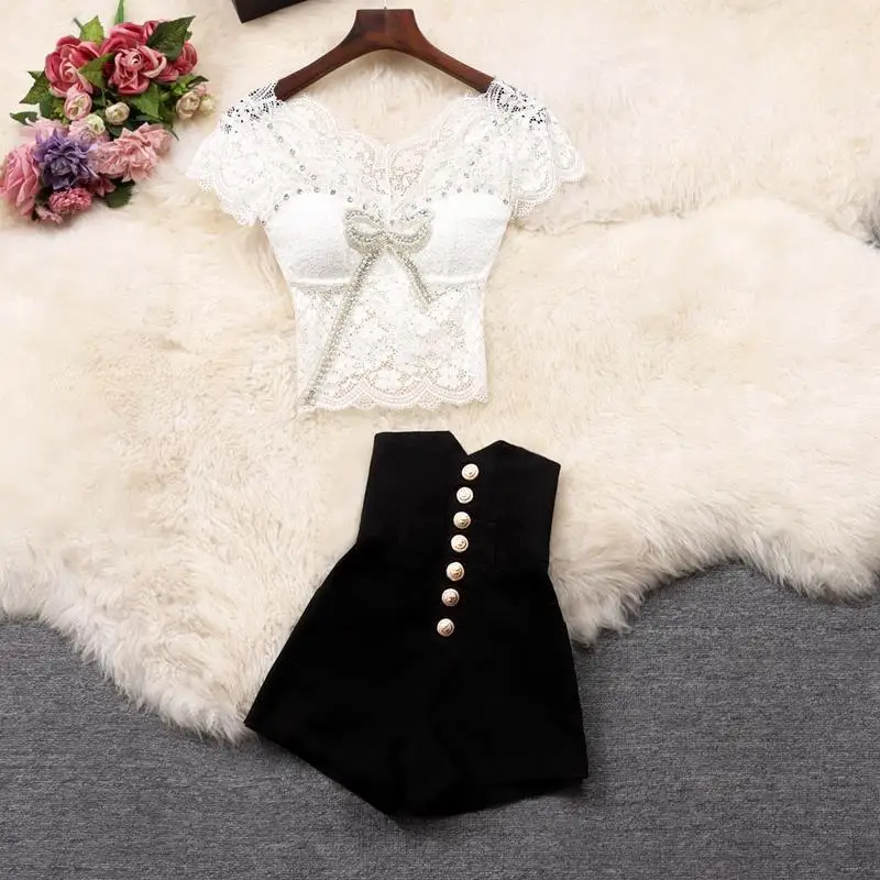 Women 2022 Summer Elegant Flower Embroidery Lace Set Female Hollow Out Shirt Top + High Waist Shorts Slim 2 Pieces Suit Sets T95
Women 2022 Summer Elegant Flower Embroidery Lace Set Female Hollow Out Shirt Top + High Waist Shorts Slim 2 Pieces Suit Sets T95