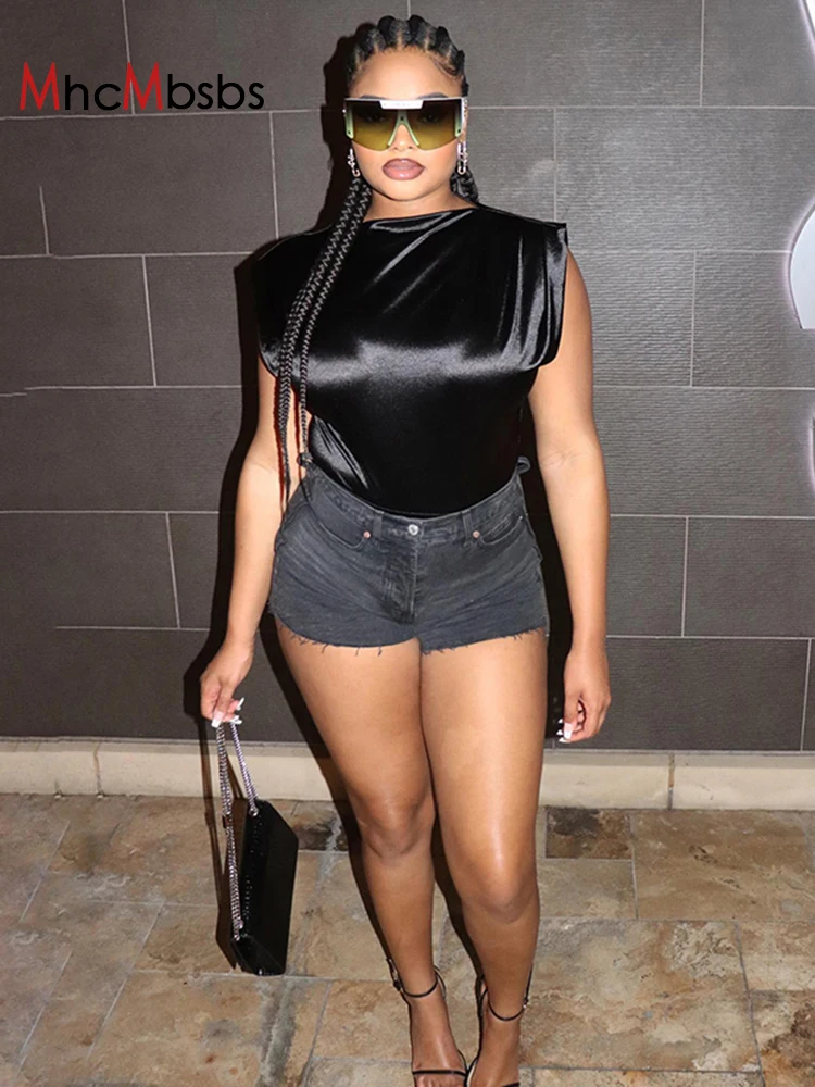 Женская футболка с круглым вырезом, без рукавов
Женская футболка с круглым вырезом, без рукавов