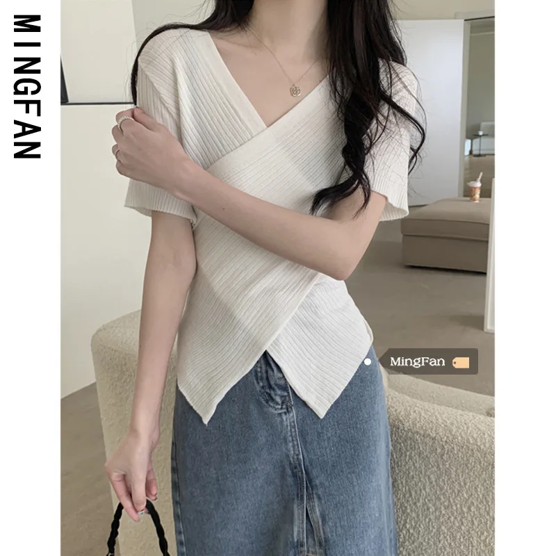 Ice 2023 new style spring and summer slim V-neck knitted short sleeve T-shirt women's irregular hem top
Ice 2023 new style spring and summer slim V-neck knitted short sleeve T-shirt women's irregular hem top