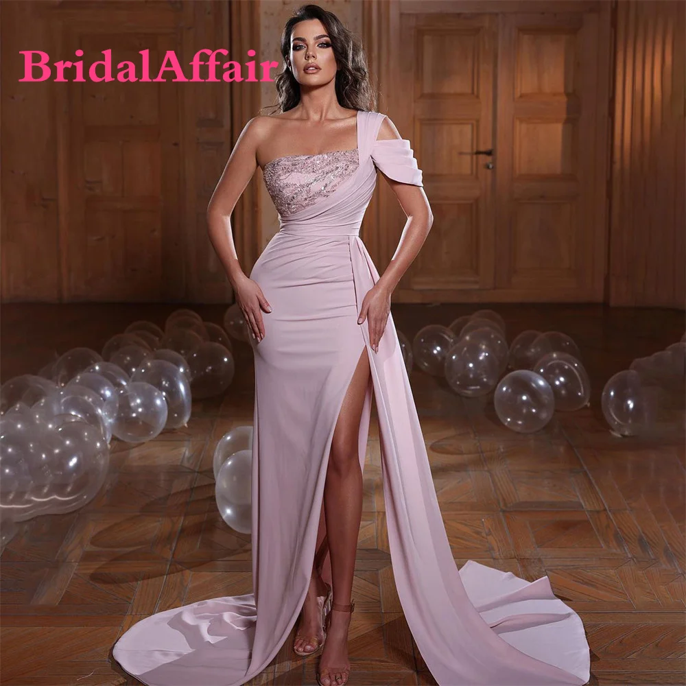 Сексуальные розовые вечерние платья BridalAffair, вышитое бисером, с одним открытым плечом, с Боковым Разрезом, Дубай, платье для выпускного вечера, вечернее платье русалки, Аравия, индивидуальный пошив
Сексуальные розовые вечерние платья BridalAffair, вышитое бисером, с одним открытым плечом, с Боковым Разрезом, Дубай, платье для выпускного вечера, вечернее платье русалки, Аравия, индивидуальный пошив