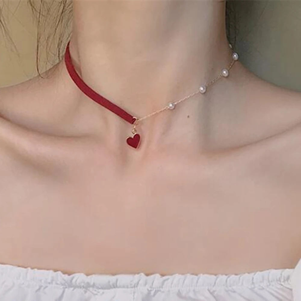 Red heart pearl simple temperament necklace fashion ladies necklace wholesale necklaces for women adjustable necklace chain
Red heart pearl simple temperament necklace fashion ladies necklace wholesale necklaces for women adjustable necklace chain