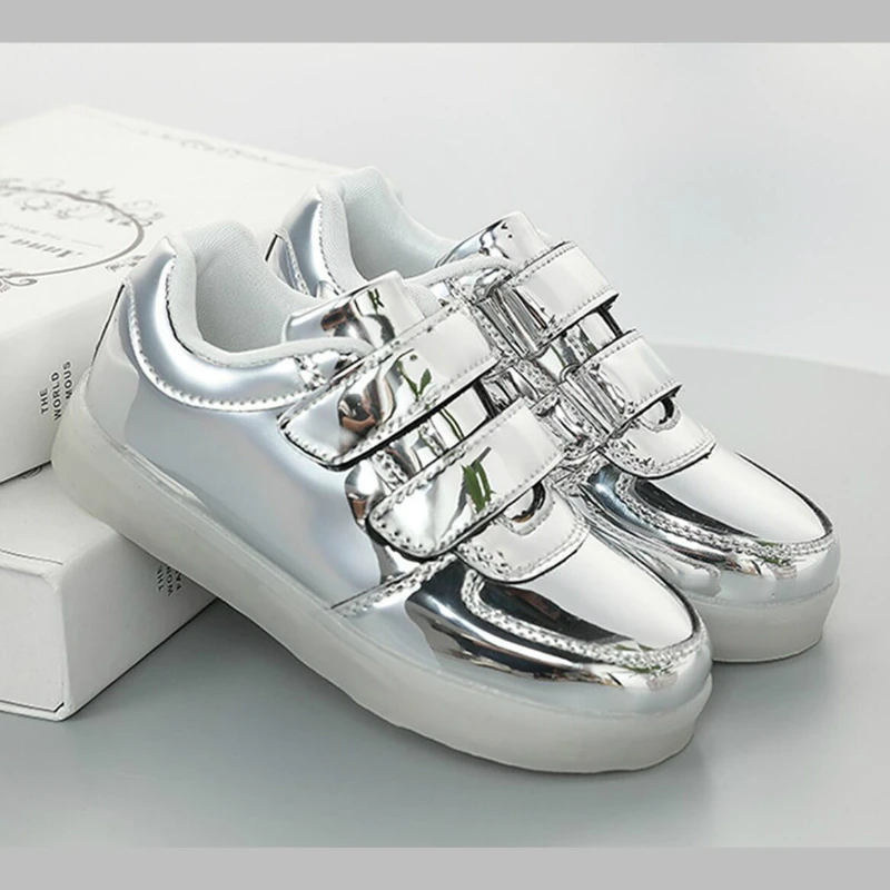 

2022 New Kids Velcro Led Shoes Usb Charging Sneakers Children Hook Loop Fashion Luminous Shoes Girls Boy Glowing Flash Shoes