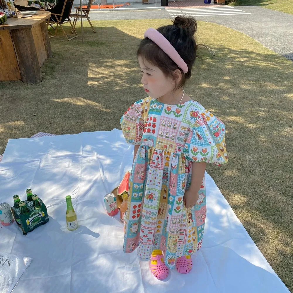 Summer Cotton Dress for Girls Korean Style Cartoon Floral Printing Princess Girl Knee-Length Puff Sleeve Cute Dress Duck Pattern
Summer Cotton Dress for Girls Korean Style Cartoon Floral Printing Princess Girl Knee-Length Puff Sleeve Cute Dress Duck Pattern