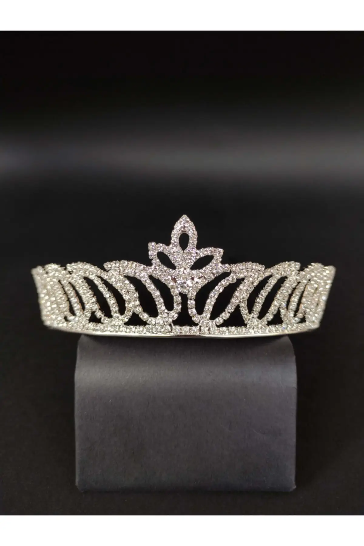 Bridal Accessories White Crystal Bridal Crown Wedding Handmade For Bride And Bride
Bridal Accessories White Crystal Bridal Crown Wedding Handmade For Bride And Bride
